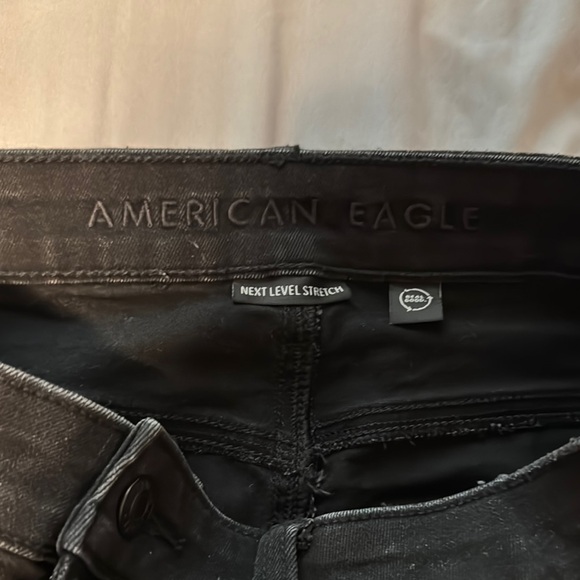 American Eagle Outfitters Black Distressed Jean Shorts - Picture 3 of 5